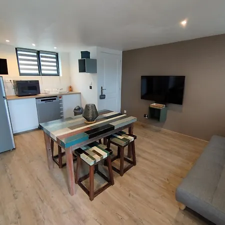 - Proche Circuit - Au Calme Bed and Breakfast 3*